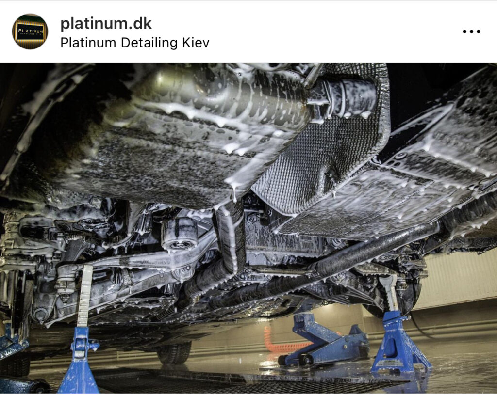 технічна мийка - детейлінг студія в м.Київ Platinum Detailing Kiev 